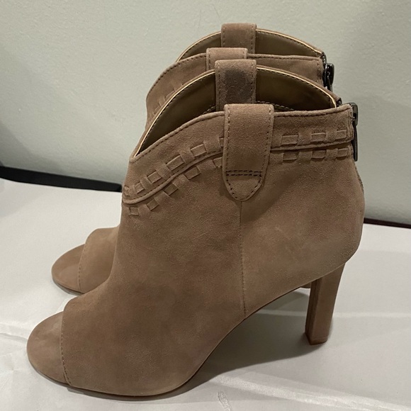 Vince Camuto Shorana Open Toe Bootie size 7 - Picture 8 of 13